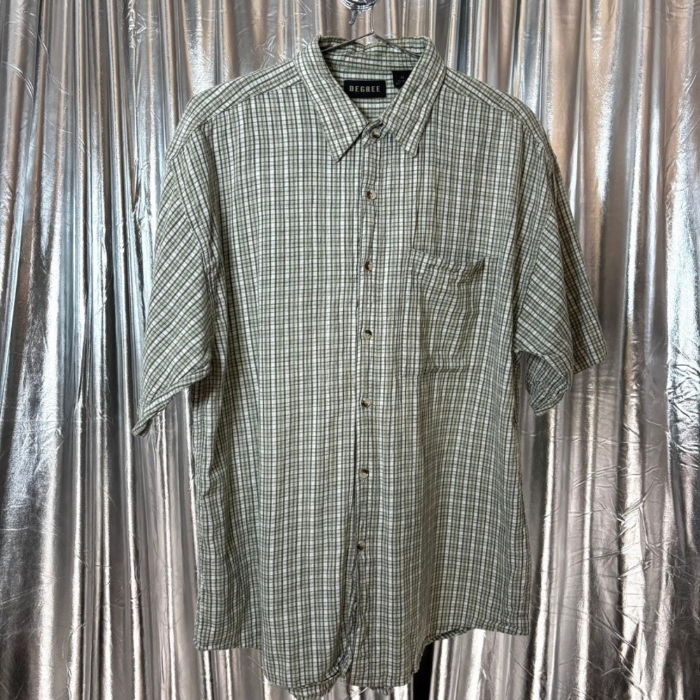 Degree Sage Green Plaid Short Sleeve Button Up Shirt